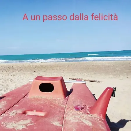 Manetta Tra Mare E Natura