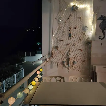 Manetta Tra Mare E Natura Pineto