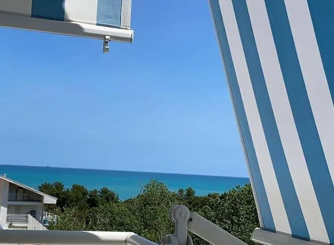 Holidayhome Manetta Tra Mare E Natura * Pineto