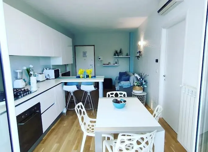 Holidayhome Manetta Tra Mare E Natura Apartment *